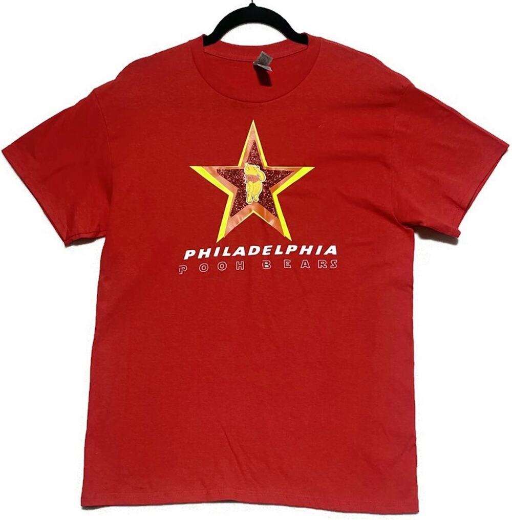 Philadelphia Pooh Bears T-Shirt Women's Size Medium Red Short Sleeve